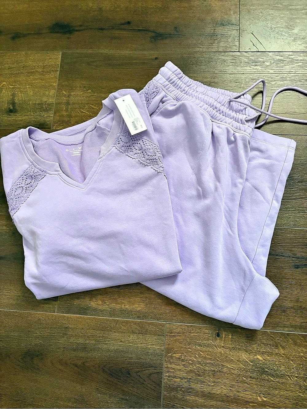 LIVI Purple Lace Trim Top & Capris Set Size 18/20 Like New